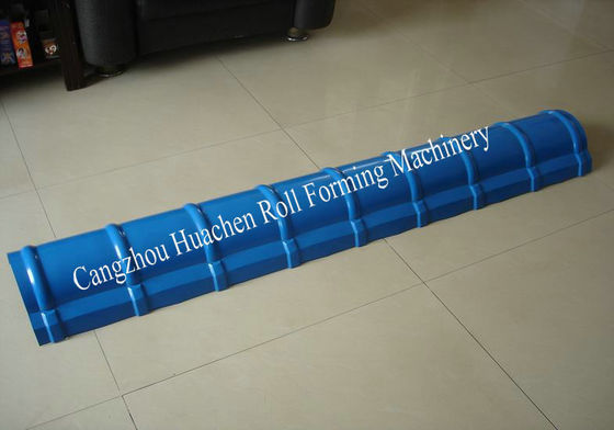 커스터마이즈 된 자동 리지 캡 롤 포밍 머신 5.5Kw 주 모터 전력 및 PLC 제어 0.3-0.6mm 두께 판