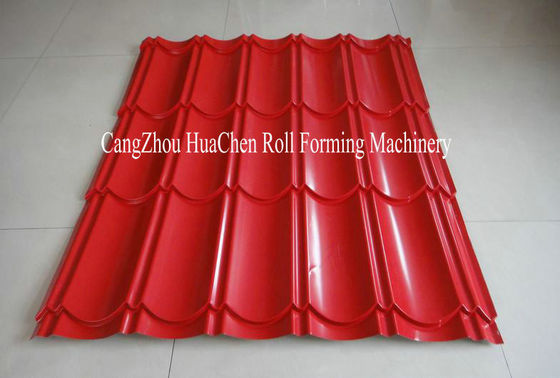 하나에 있는 2개의 단면도를 가진 기계를 형성하는 유압 절단 겹켜 강철판 지붕